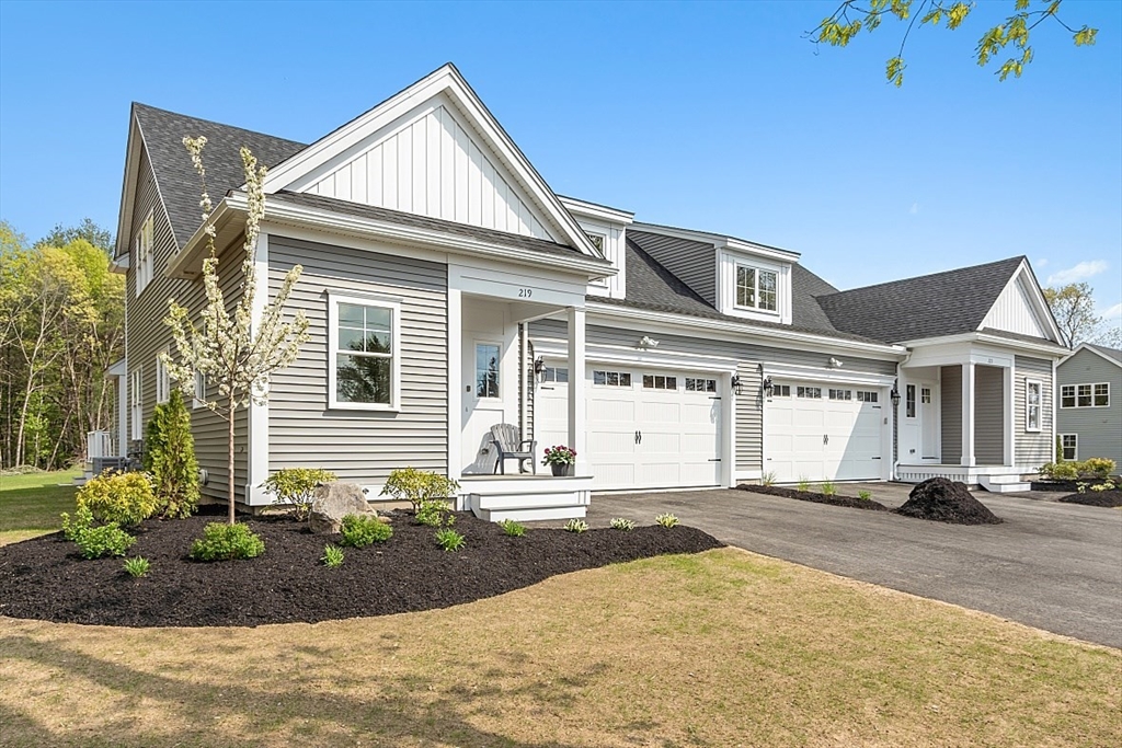 291 Sewall St #291 in Boylston