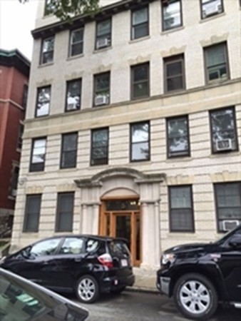 5 Braemore Road #10 in Brighton