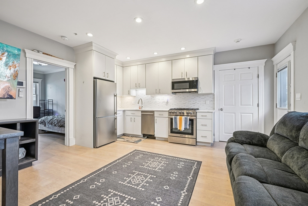 600 Shirley #4 in Winthrop