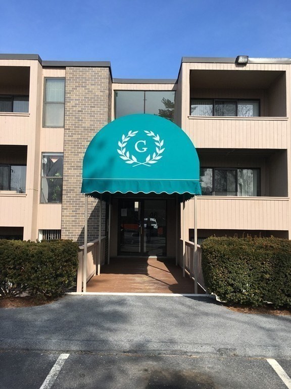 44 Shrewsbury Green Dr #B in Shrewsbury