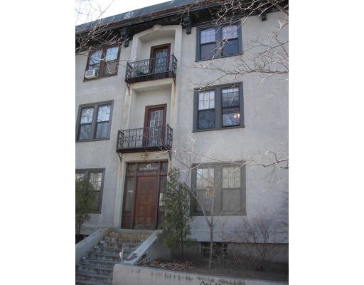 45 Gordon St #4 in Allston
