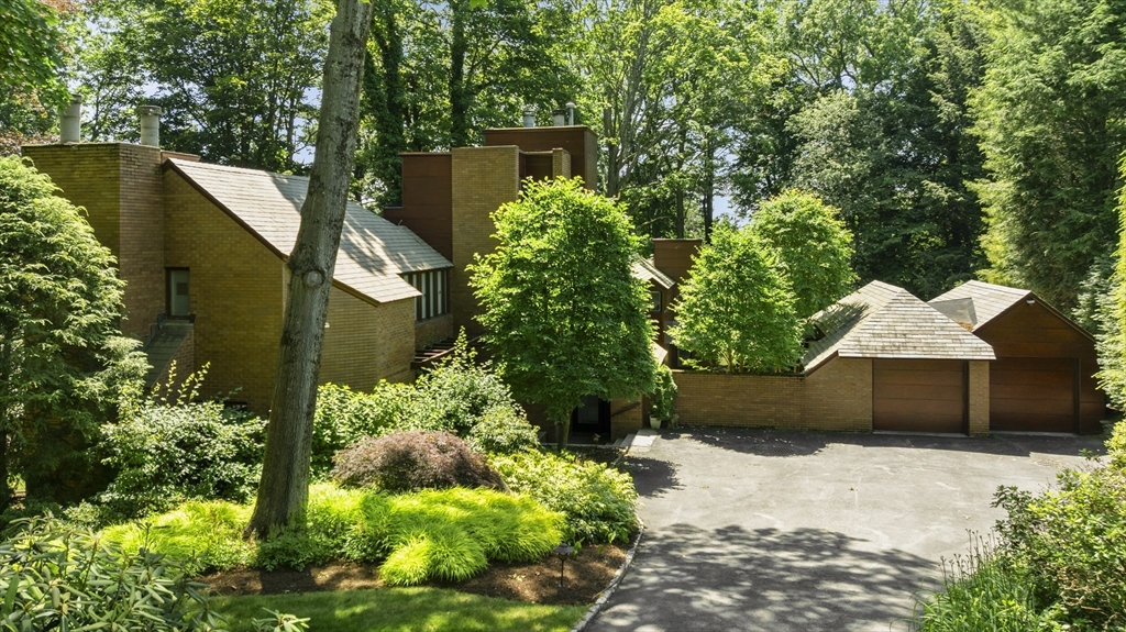331 Heath Street in Chestnut Hill