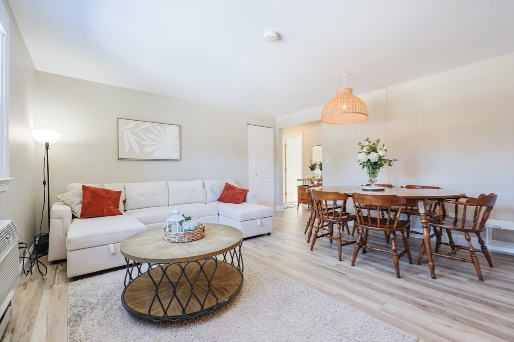 1 Wilbur Terrace #6 in Norton