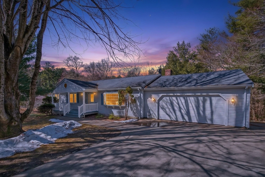 532 Hill St in Raynham