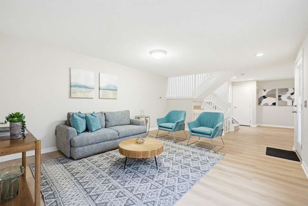 20 Country Club Ln #D in Milford