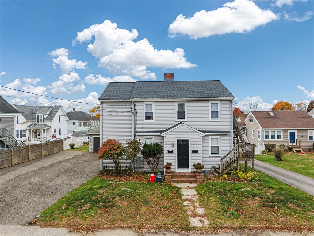 42 Everett Street in Middleboro