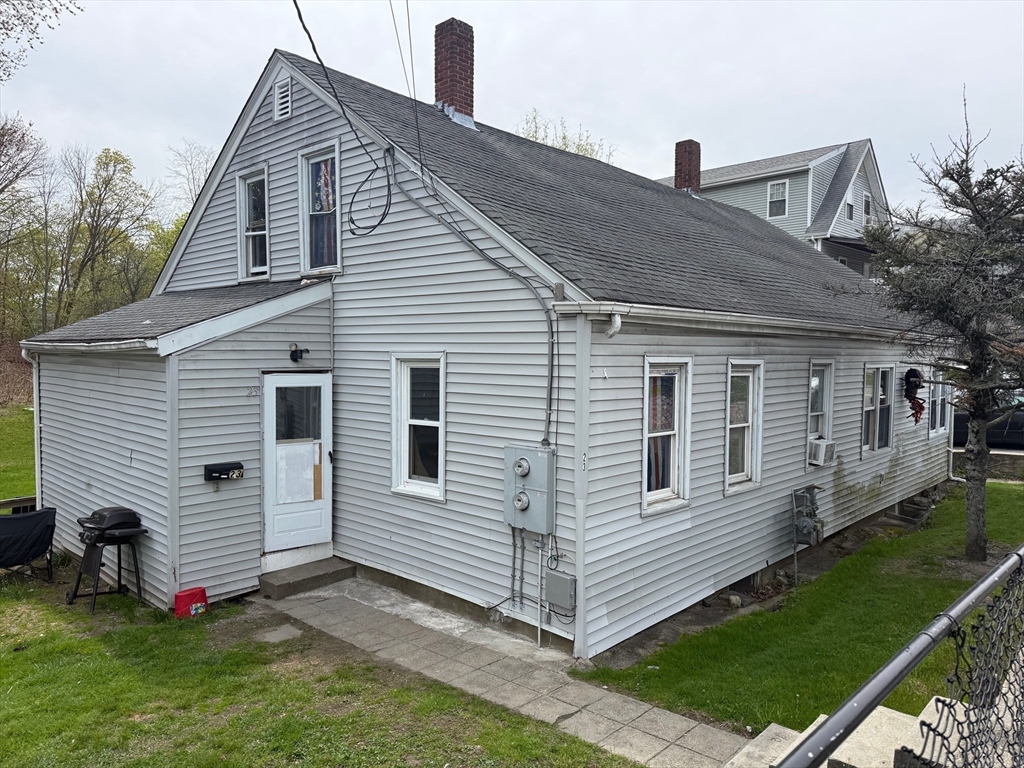 23 Plain St in Taunton