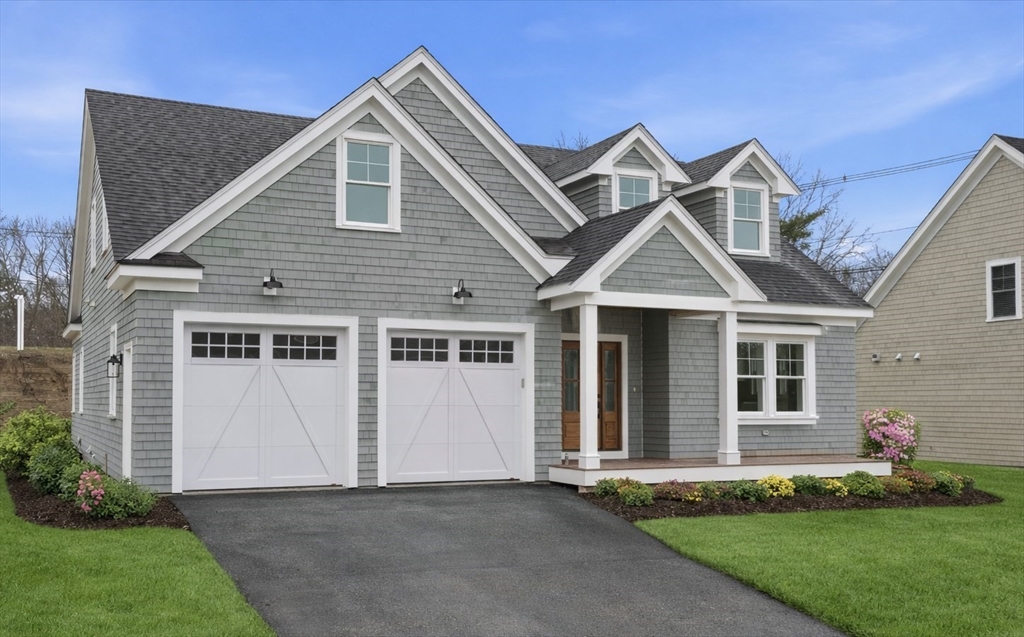 4 Fieldstone Farm Way in Duxbury