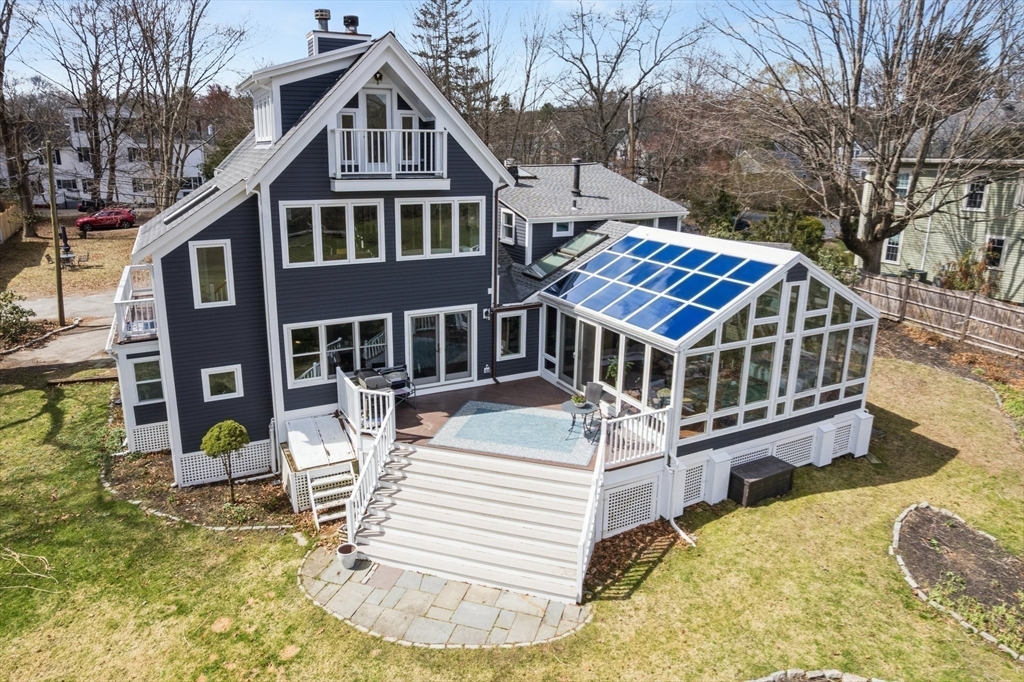 30 S River St in Wellesley