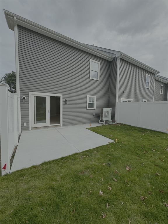 321 winthrop Street #103 in Taunton