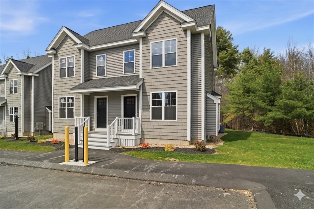 14 Ambrose Way #14 in Shirley