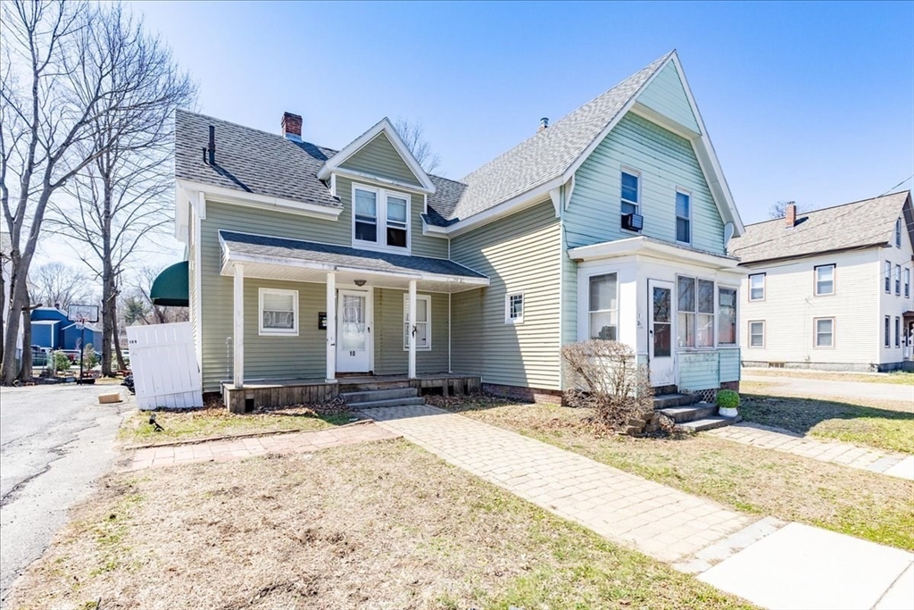 10 Green St in Leominster