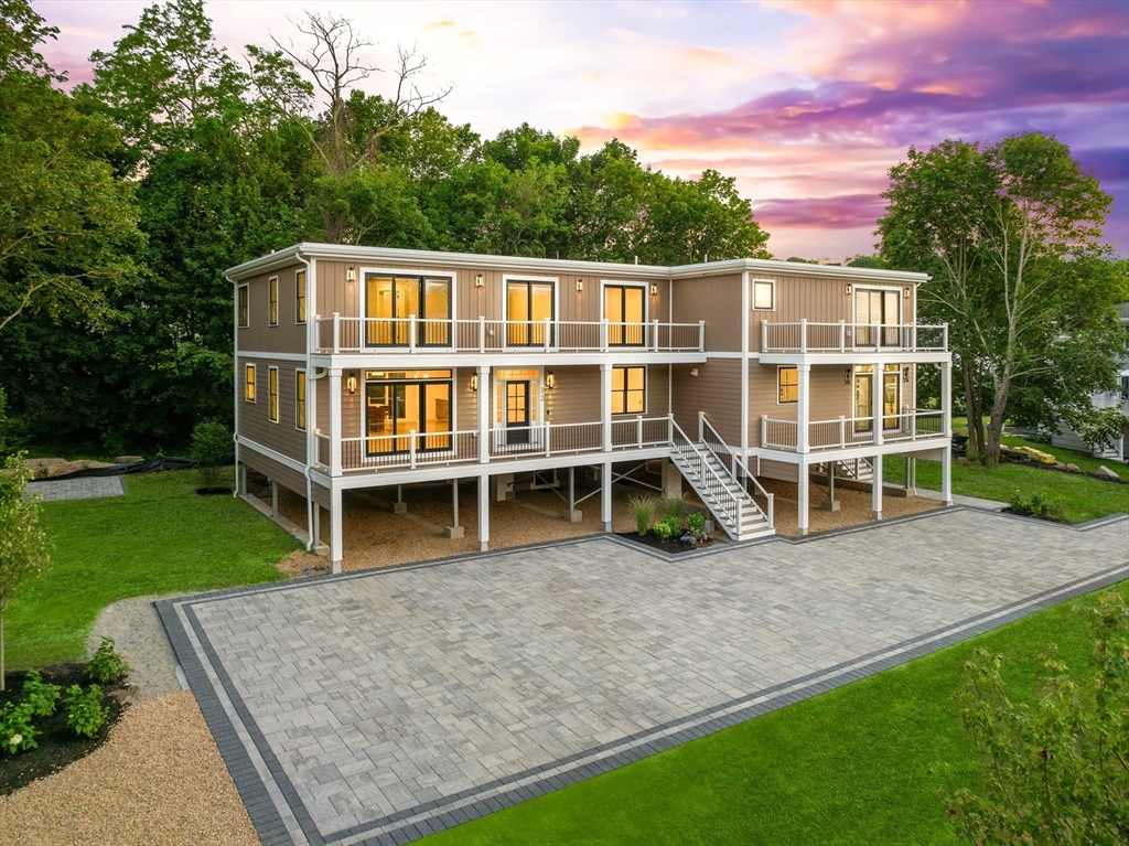 3 Colburn St #1 in Gloucester