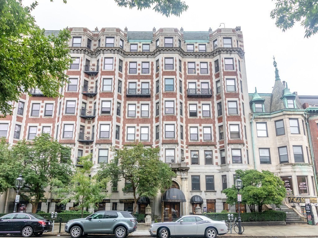 466 Commonwealth Ave #503 in Boston