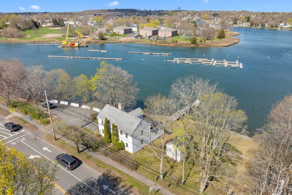 90 Water St in Danvers