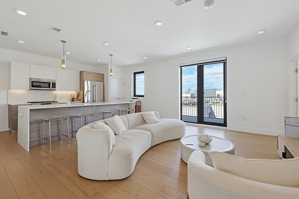 30 Penniman Rd #605 in Allston