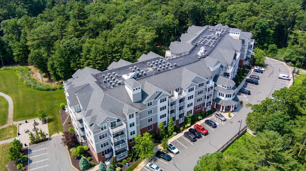 8 Island Court #407 in South Easton