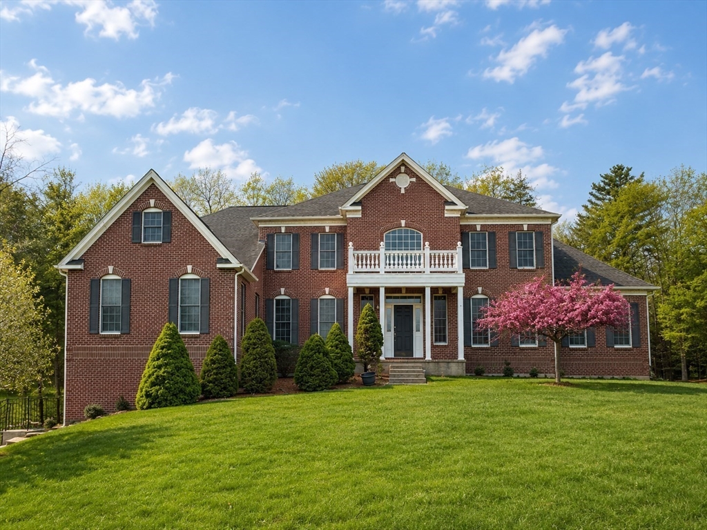 4 Summit Way in Hopkinton