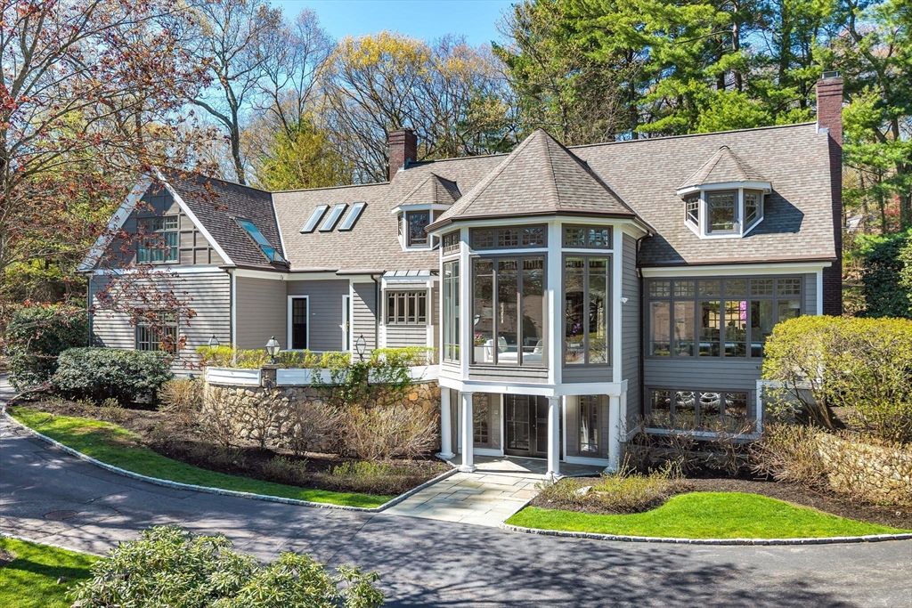 1 Graystone Ln in Weston