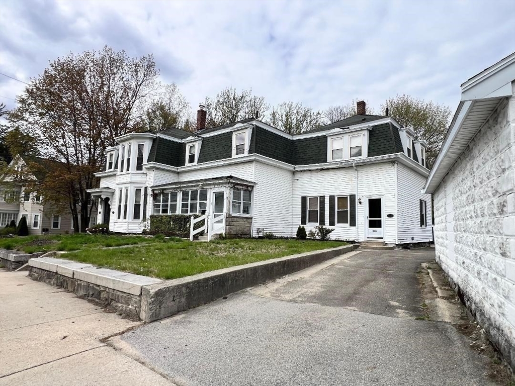 95 Pelham St #3 in Methuen