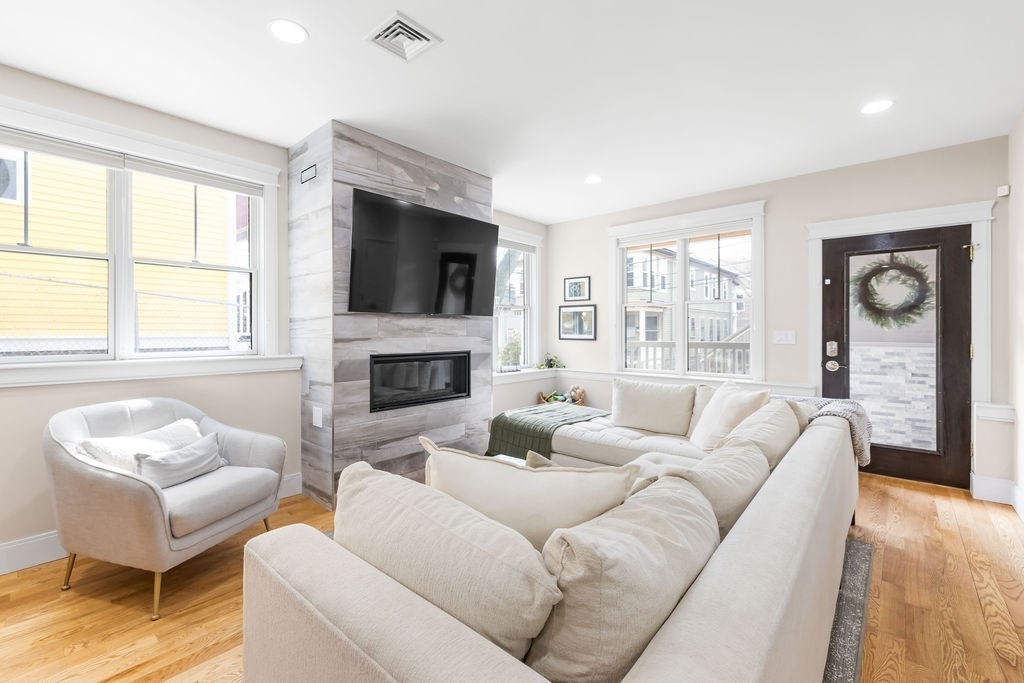 5-7 Whitman St in Somerville