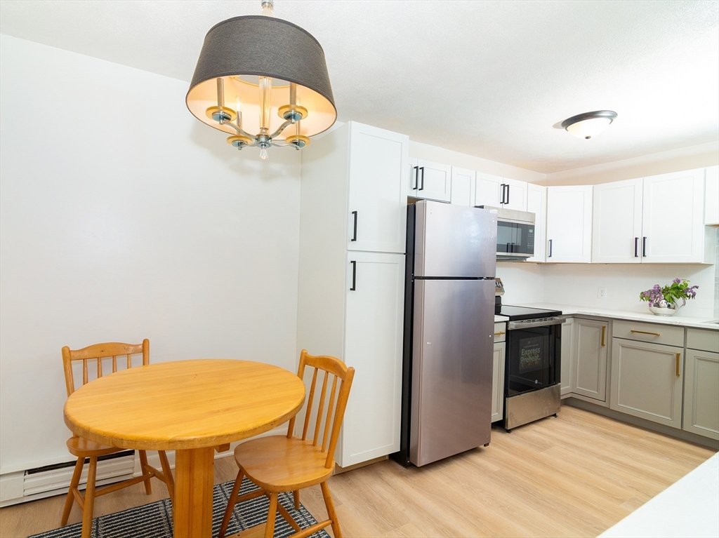 137 Winthrop St #12A in Framingham