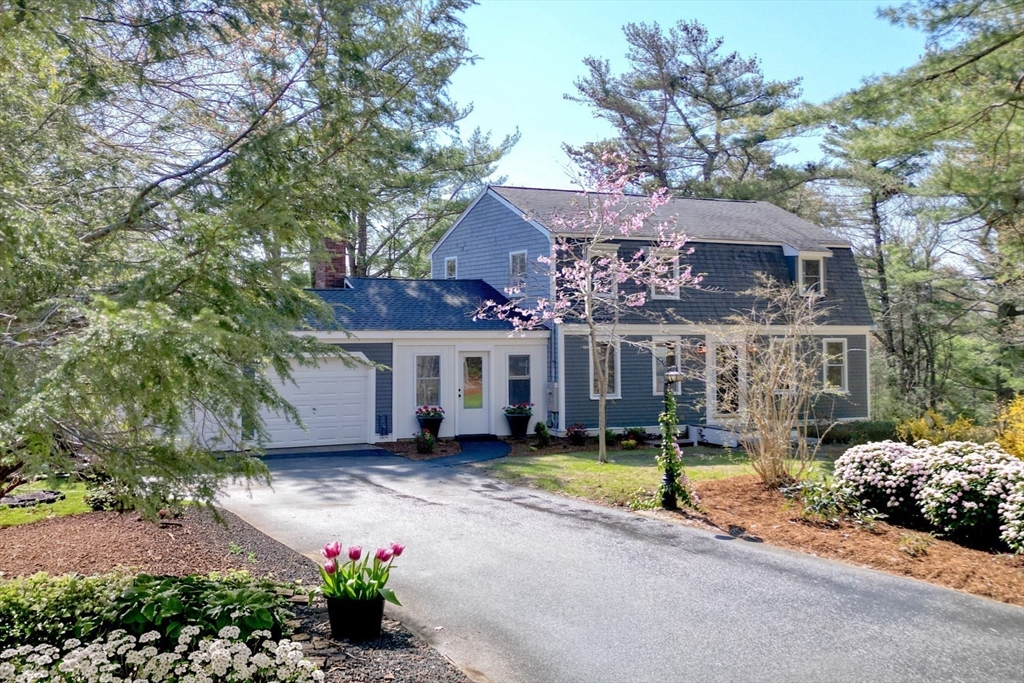 10 Anchor Drive in Plymouth