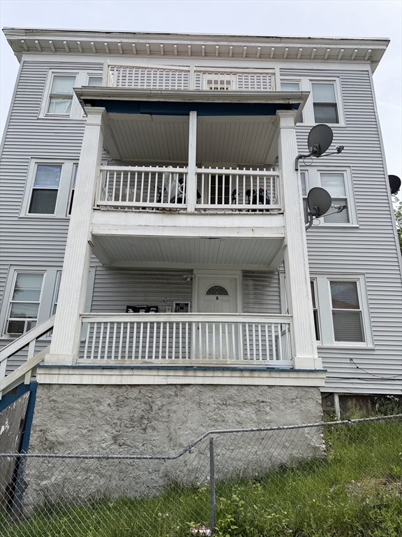 8 Ogden St in Dorchester Center