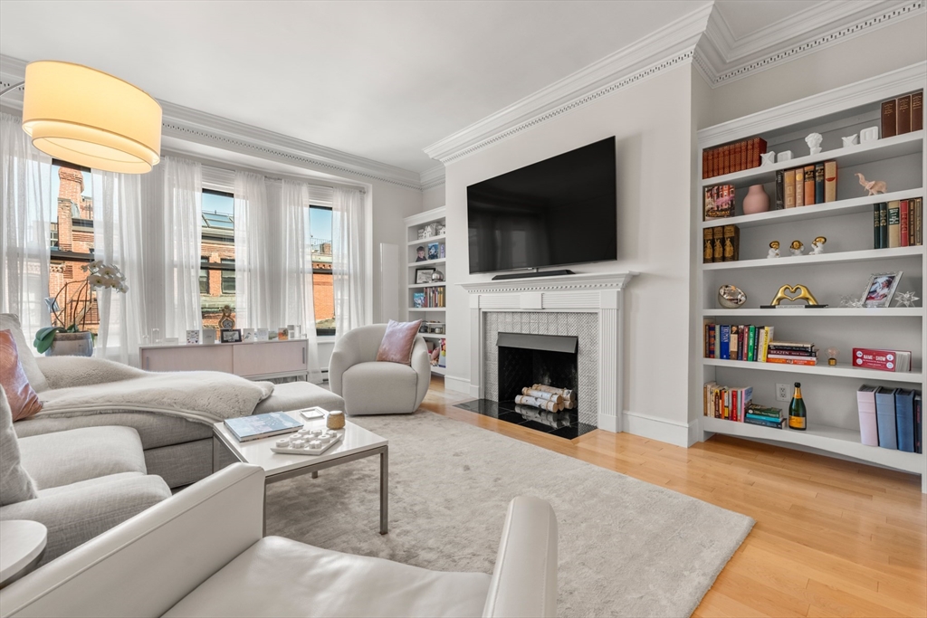 333 Commonwealth Ave #14 in Boston