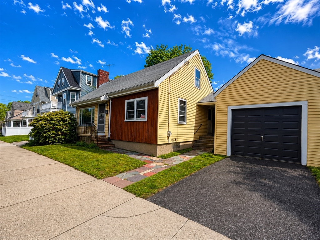 7 Lorette St in West Roxbury