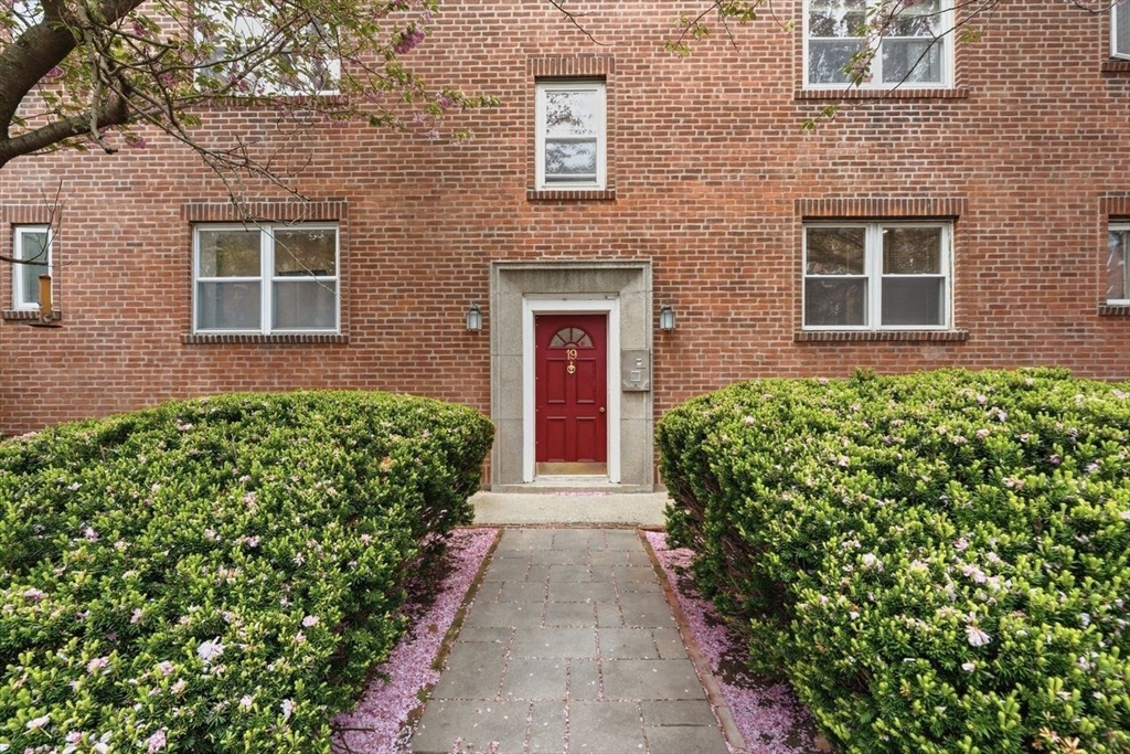 19 Alton Court #2 in Brookline