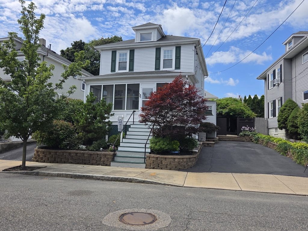 42 Freeman Ave in Everett