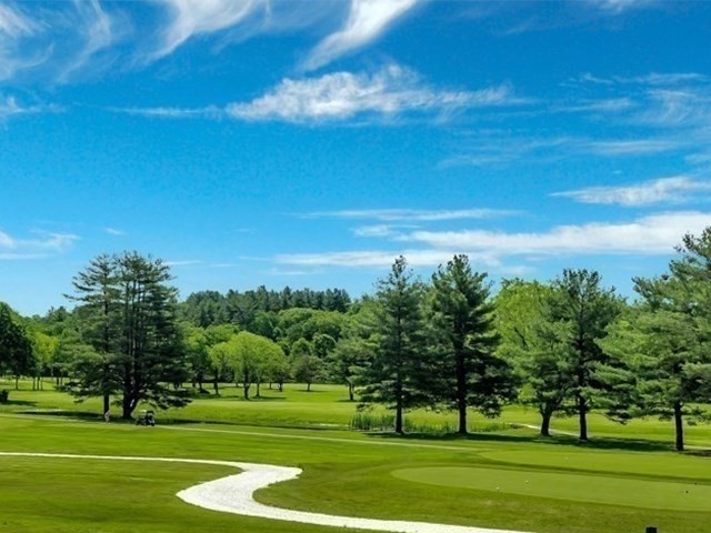 51(U:37) CAPE CLUB DRIVE #37 in Sharon