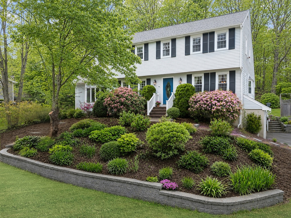 9 Hill Dale Rd in Plymouth