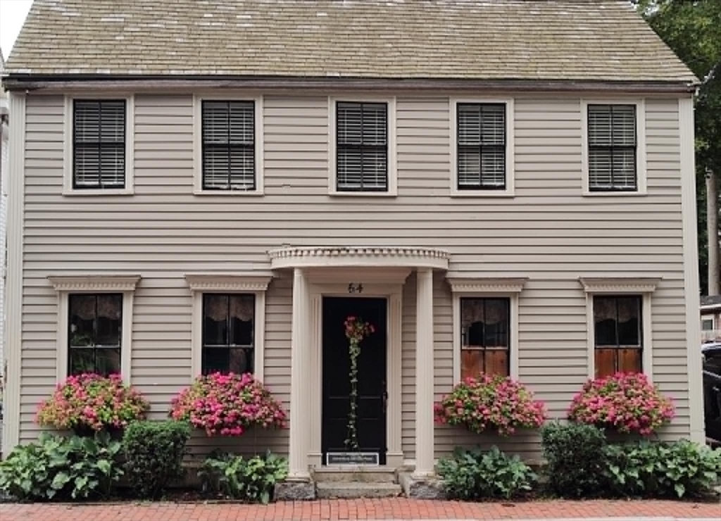 64 Prospect St in Newburyport