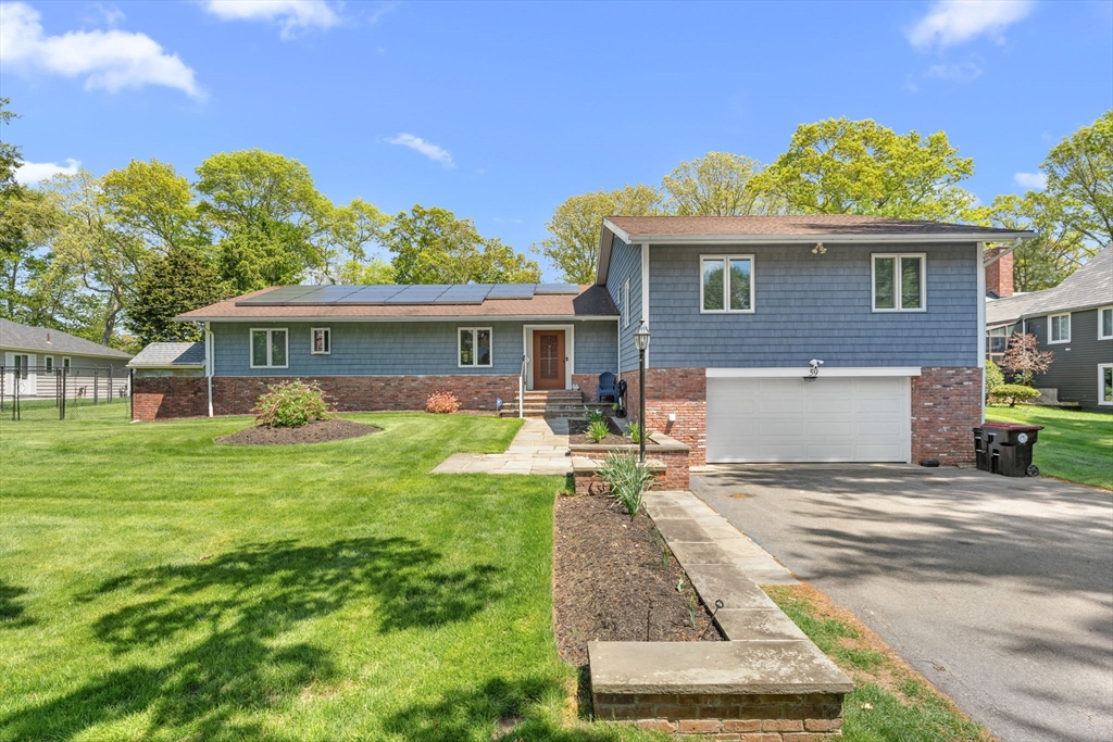 59 Briarcliff Rd in Brockton