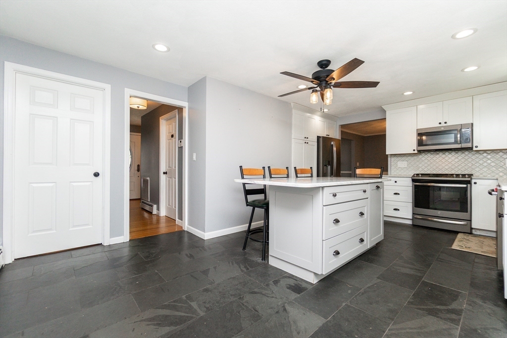 63 Bow St in Saugus