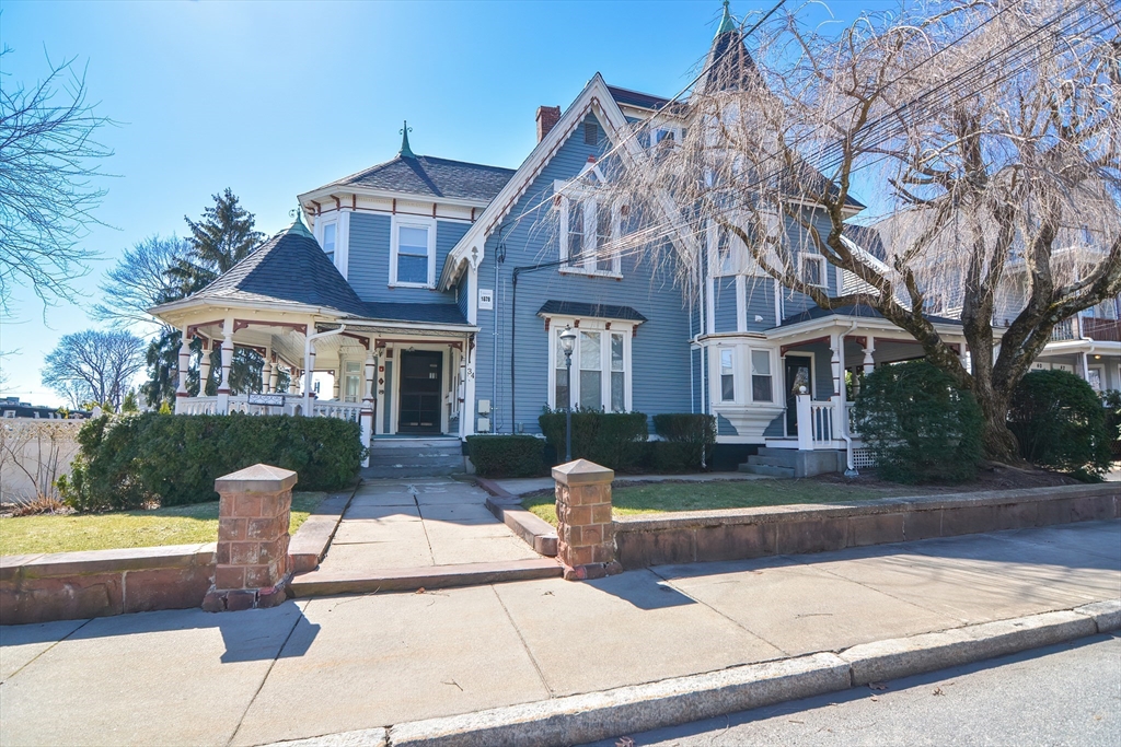 34 High St in North Attleboro