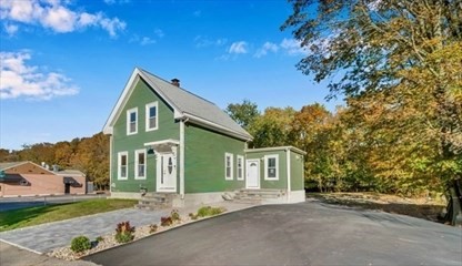 1297 Pleasant St in East Weymouth