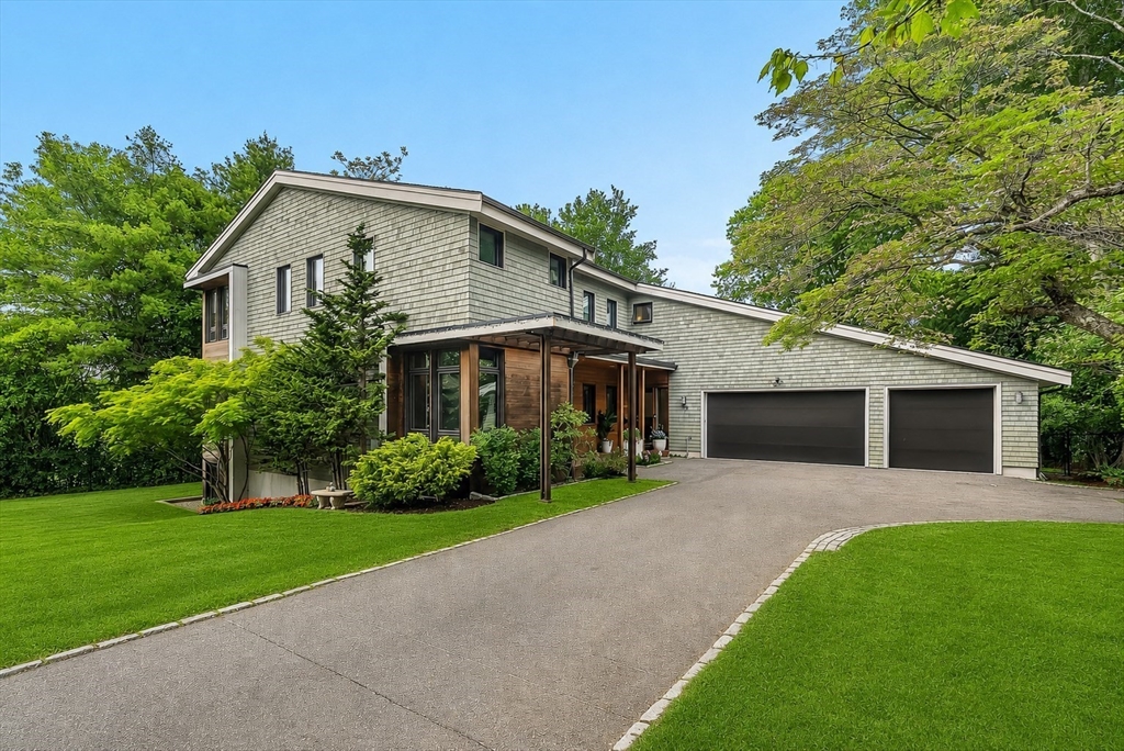 99 Littlefield Rd in Newton Center