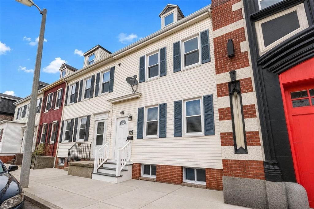 60 Marion St in Boston