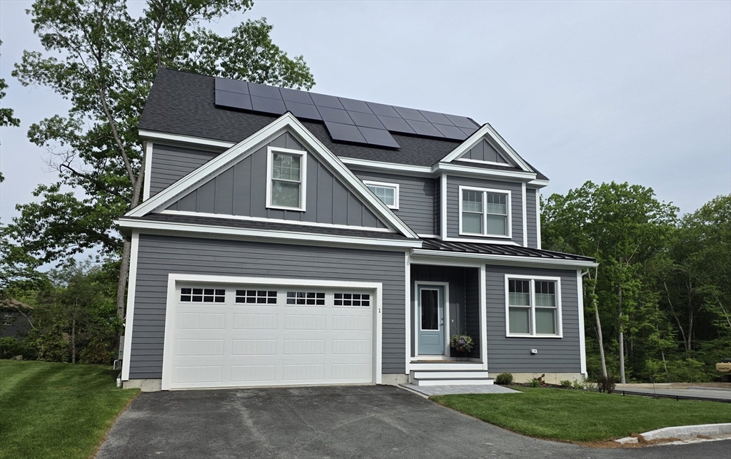 11 CRICKET LANE #11-Chestnut in Byfield
