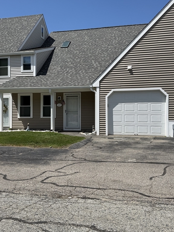 47 Old Colony Lane #127 in Marshfield
