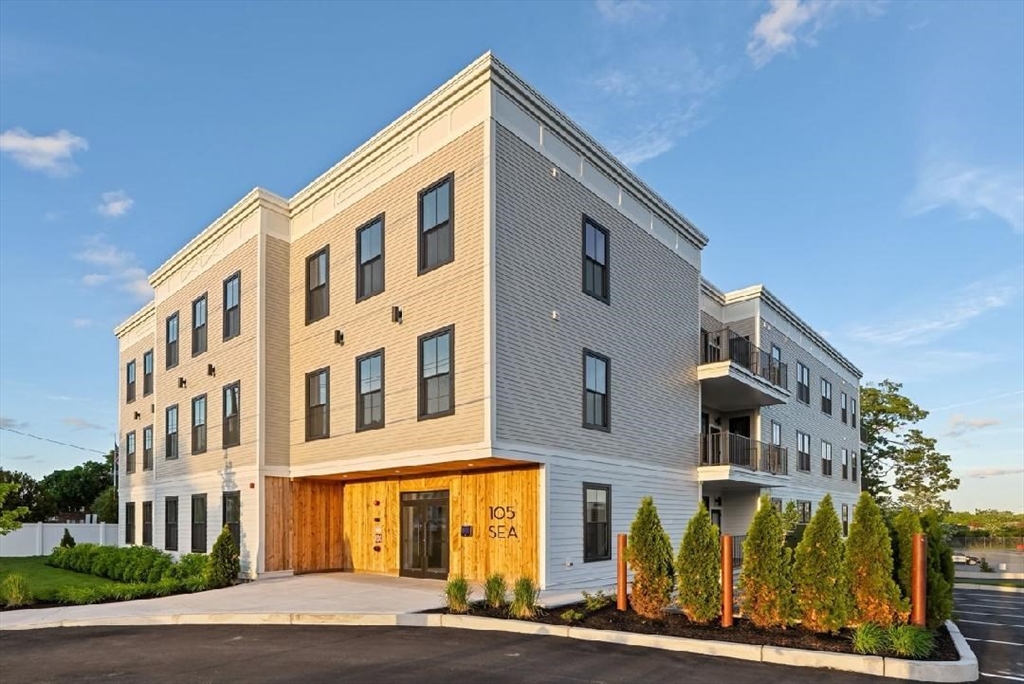 105 Sea Street #101 in Quincy
