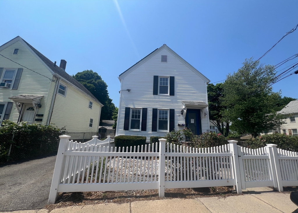 59 BUSINESS ST in Hyde Park