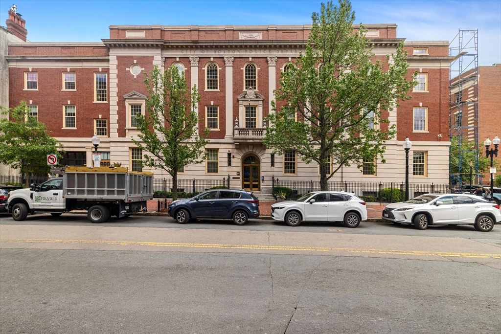 7 Warren #6 in Boston