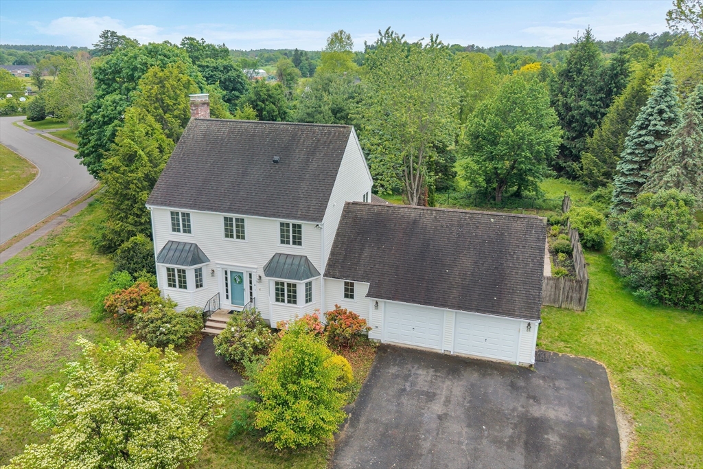 4 Meadow Dr in Littleton