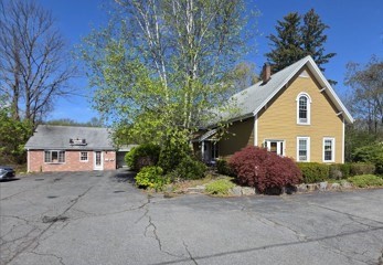 625 Bedford St in East Bridgewater
