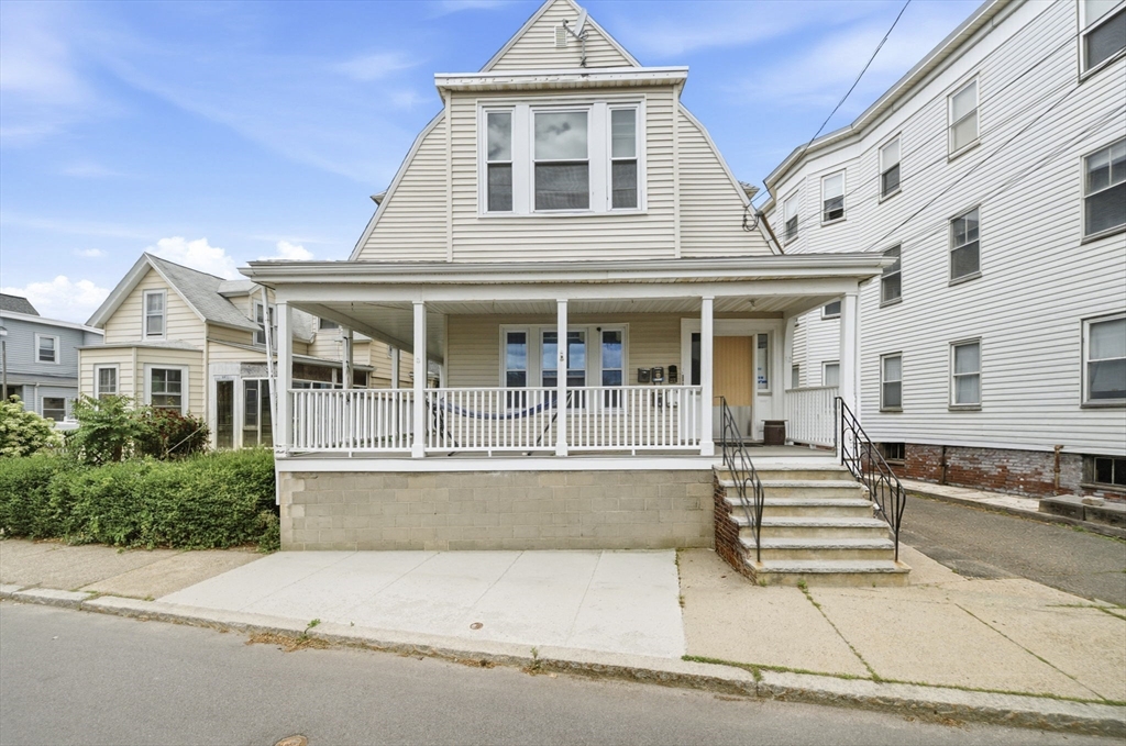 32 Irwin St in Winthrop