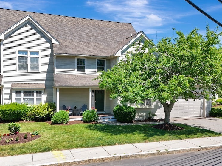 13-15 Green St #13 in Newton